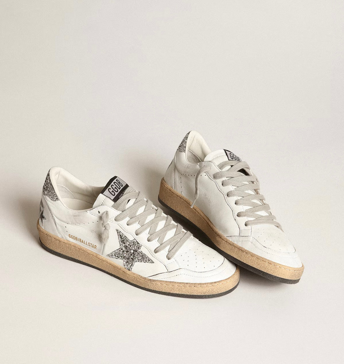 Golden Goose Superstar
 • pailleté